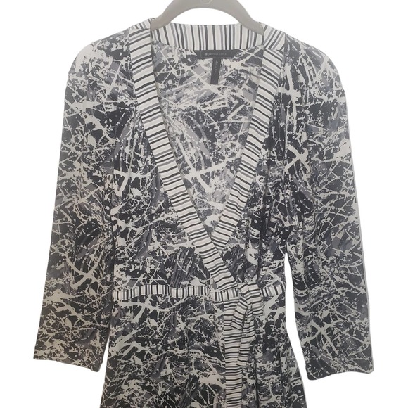 BCBG MAXAZRIA Wrap Dress L Black Combo Gray Stretch Tie Belt - Picture 2 of 8